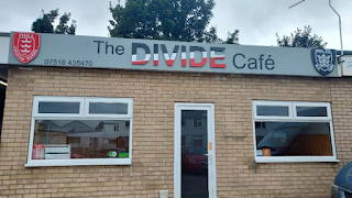 The Divide Cafe