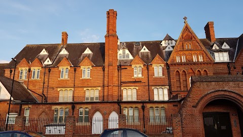 Convent Court Apartments