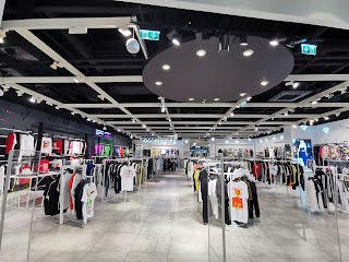 Lux Outlet (Lavina Mall)