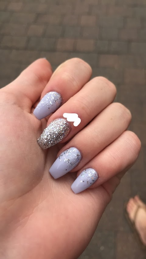 Infinity Nails