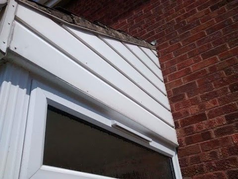 Pure Shine Cleaning Services - Window Cleaning & Gutter Cleaning