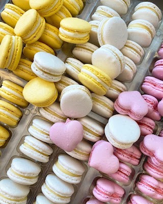 Macarons & More