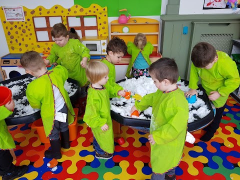 Little leprechauns Private Day Nursery And Out Of School &holiday Club