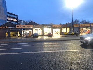 Halfords Autocentre Manchester (Stretford)