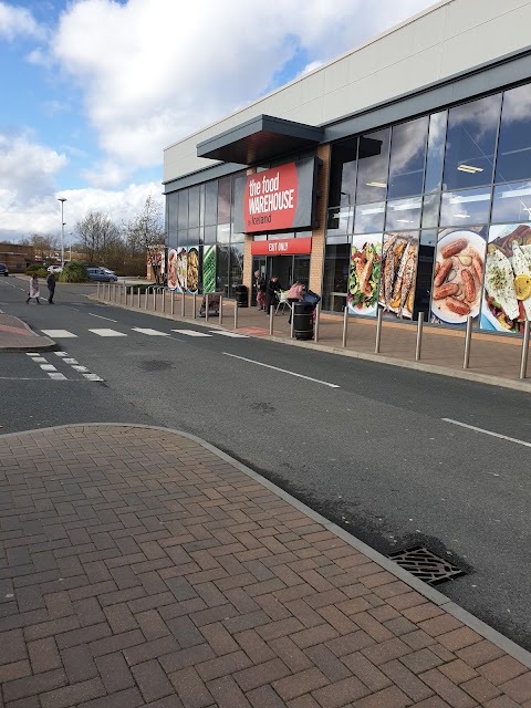 Iceland Supermarket Rugby