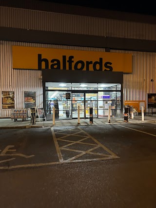 Halfords - Bognor Regis