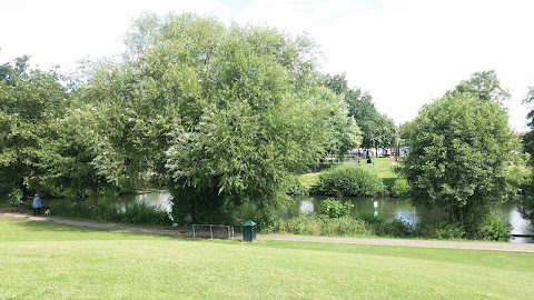 Woodford Park Leisure Centre