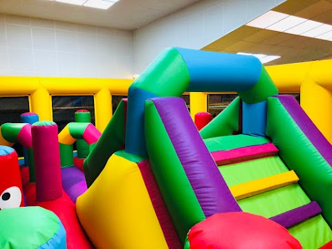 5 ALIVE BRADFORD Adventure Soft Play Centre/ INDOOR FOOTBALL