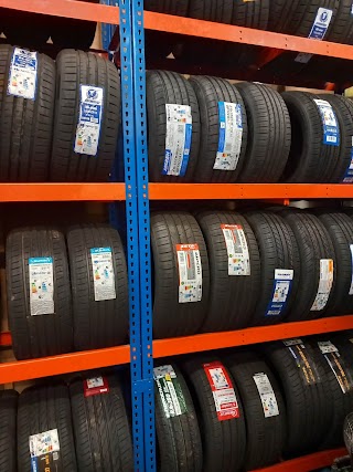 Yeading Lane Tyres