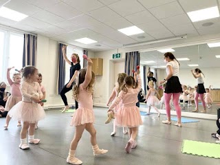 Donna Phelps School of Dancing, Abridge