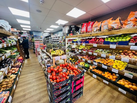 VILLAGE FOOD CENTRE (Butchers, Fruit & Veg, International Supermarket, Grocery Store Wolverton)