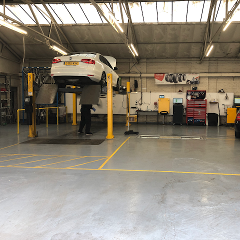 Portsmouth Exhaust & Tyre Services UK