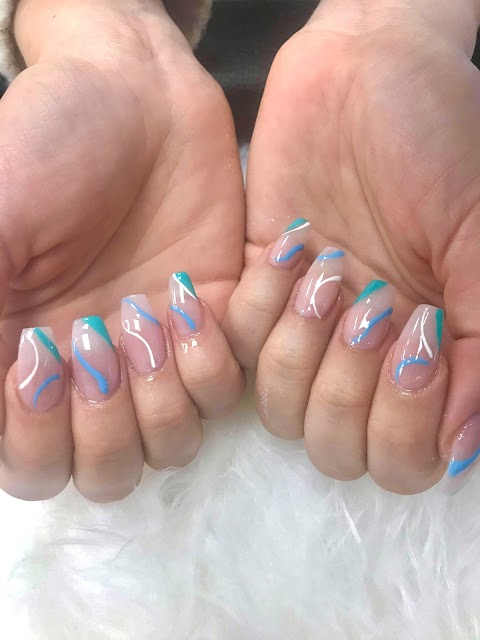 Glamour Nails