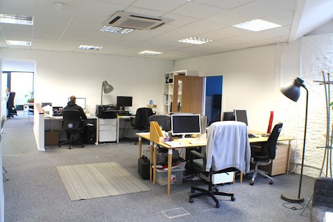 Trade Street Desks