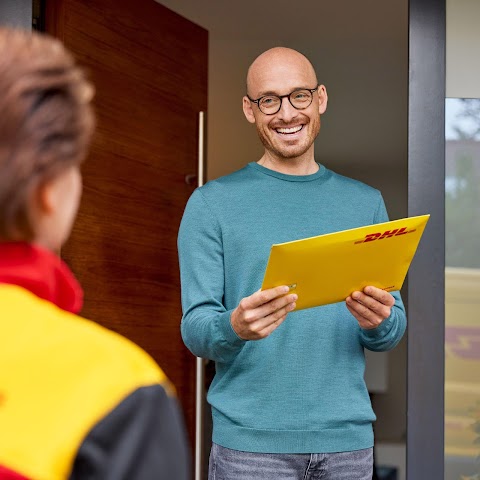 DHL Express Service Point (Londis Knottingley Post Office)