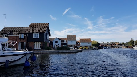 Peninsula Cottages