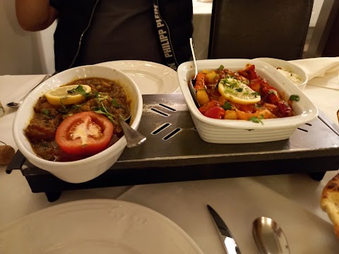 Anmol Tandoori & Balti Restaurant