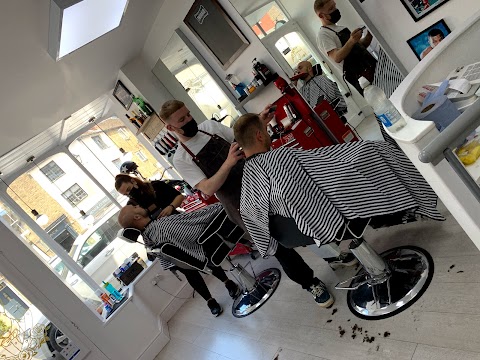 Outlaws Barbershop Tetbury