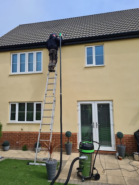 Premier Gutter Cleaning