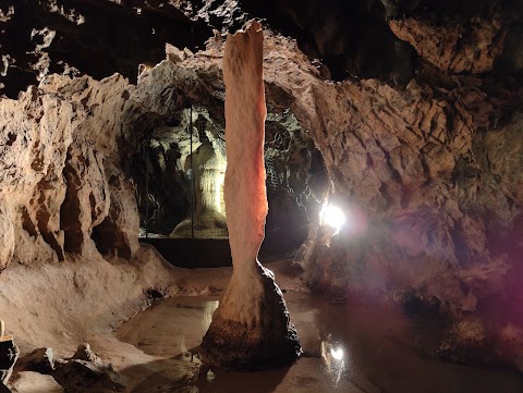 National Showcaves Centre for Wales