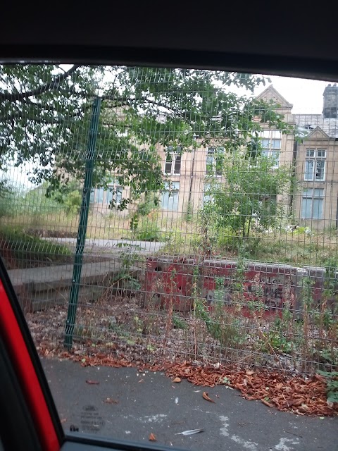 OLD BATLEY DISTRICT HOSPITAL