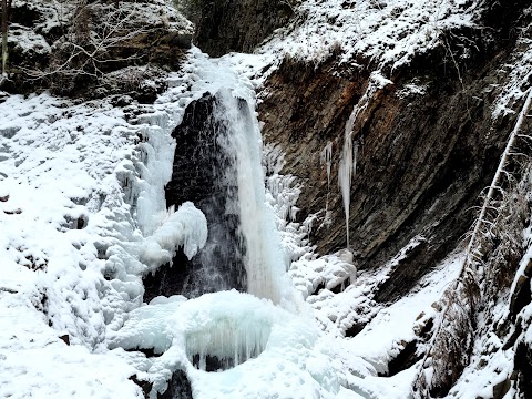 Водоспад Женецький Гук