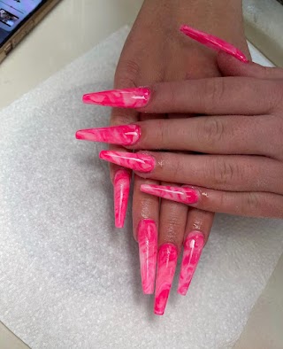 Polish Me Nails and Beauty