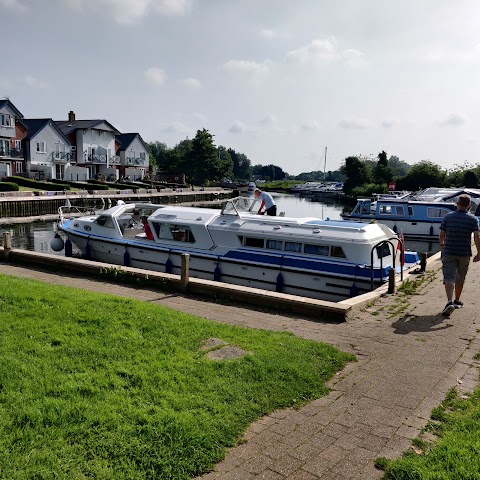 Loddon Marina