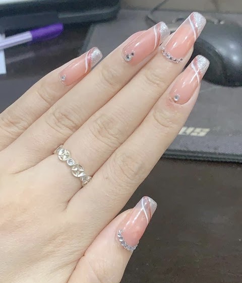 Jimmy's nails