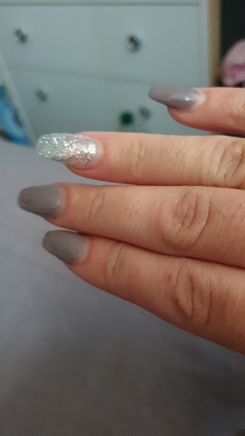 Diamond Nails(DN Birmingham Ltd)