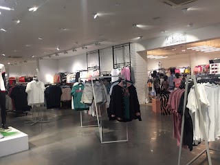 River Island