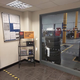 Halfords Autocentre Teddington