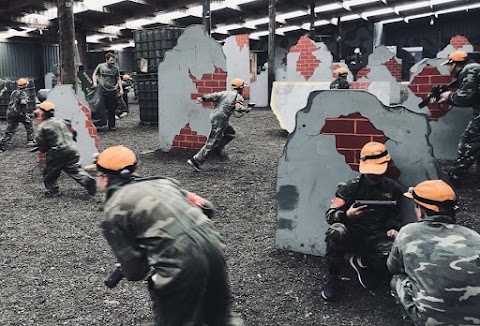 Kids laser tag and paintballing