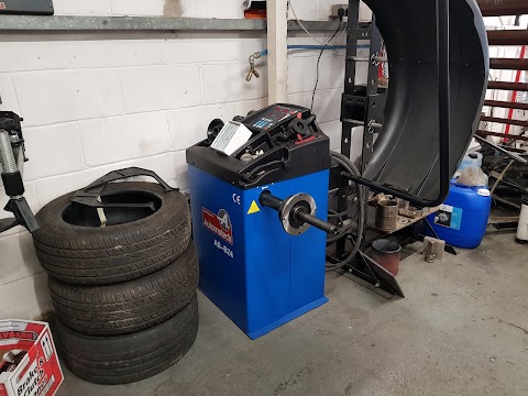 Emsworth Tyre Services