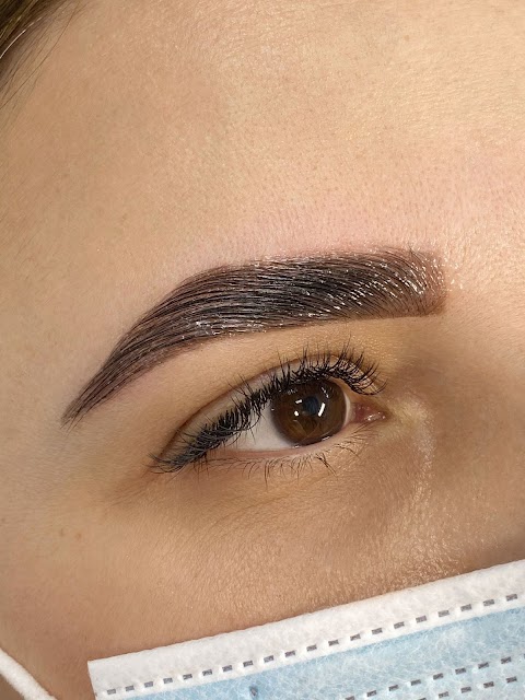 Eyelash extensions and eyebrow treatments- Lash And Brow Professional