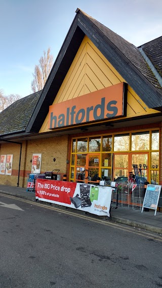 Halfords - Staines