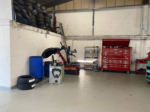 Emsworth Tyre Services