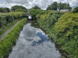 Union canal towpath