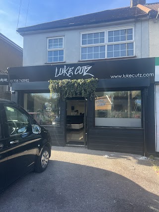 LUKE CUTZ - Barber Shop Collier Row