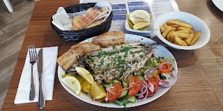 Uncle Tony's Taverna