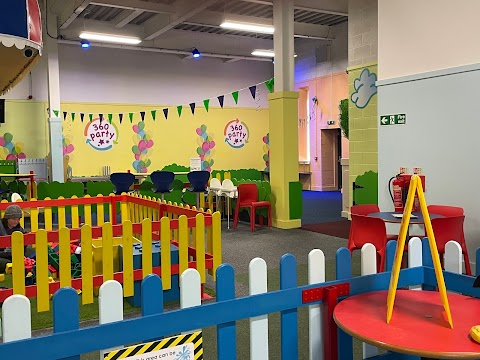 360 Play Rushden Lakes - Soft Play and Party Venue