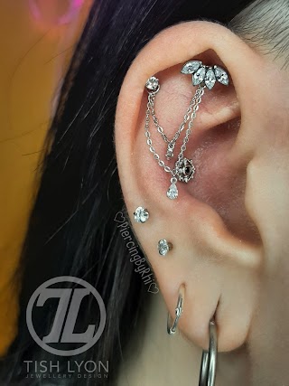 PiercingByRhi @ Follow Your Dreams