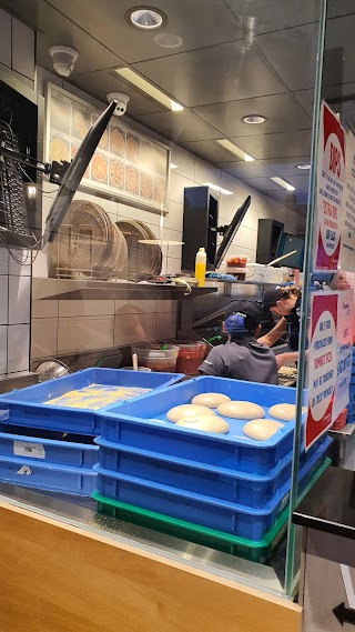 Domino's Pizza - London - Avery Hill