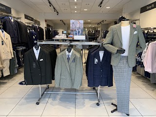 Moss Bros Bedford