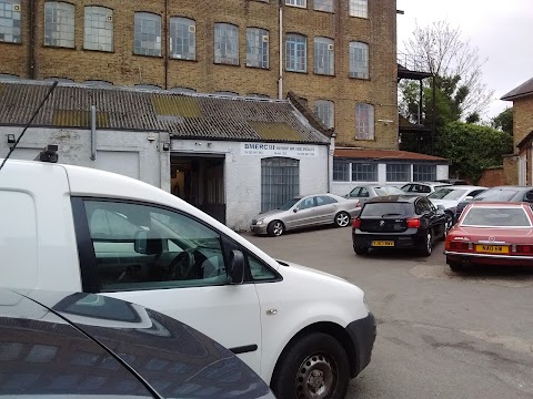 Bmerc Garage - BMW, MERCEDES, MINI & SMART Servicing Specialists North London