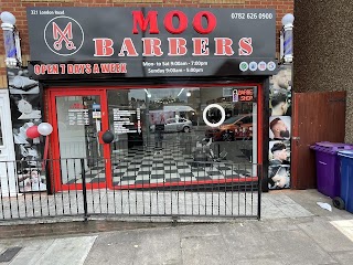 MOO BARBERS