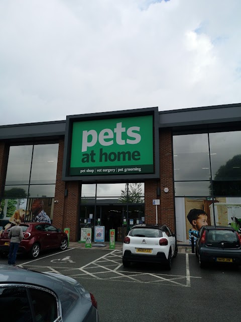 Pets at Home Leeds Kirkstall