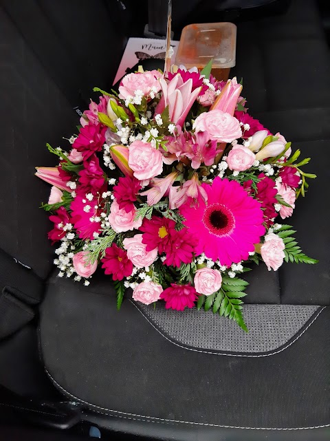 Suzies Florist