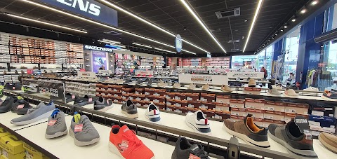 SKECHERS Factory Outlet