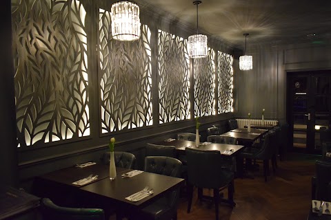 Eighty Six Restaurant & Bar